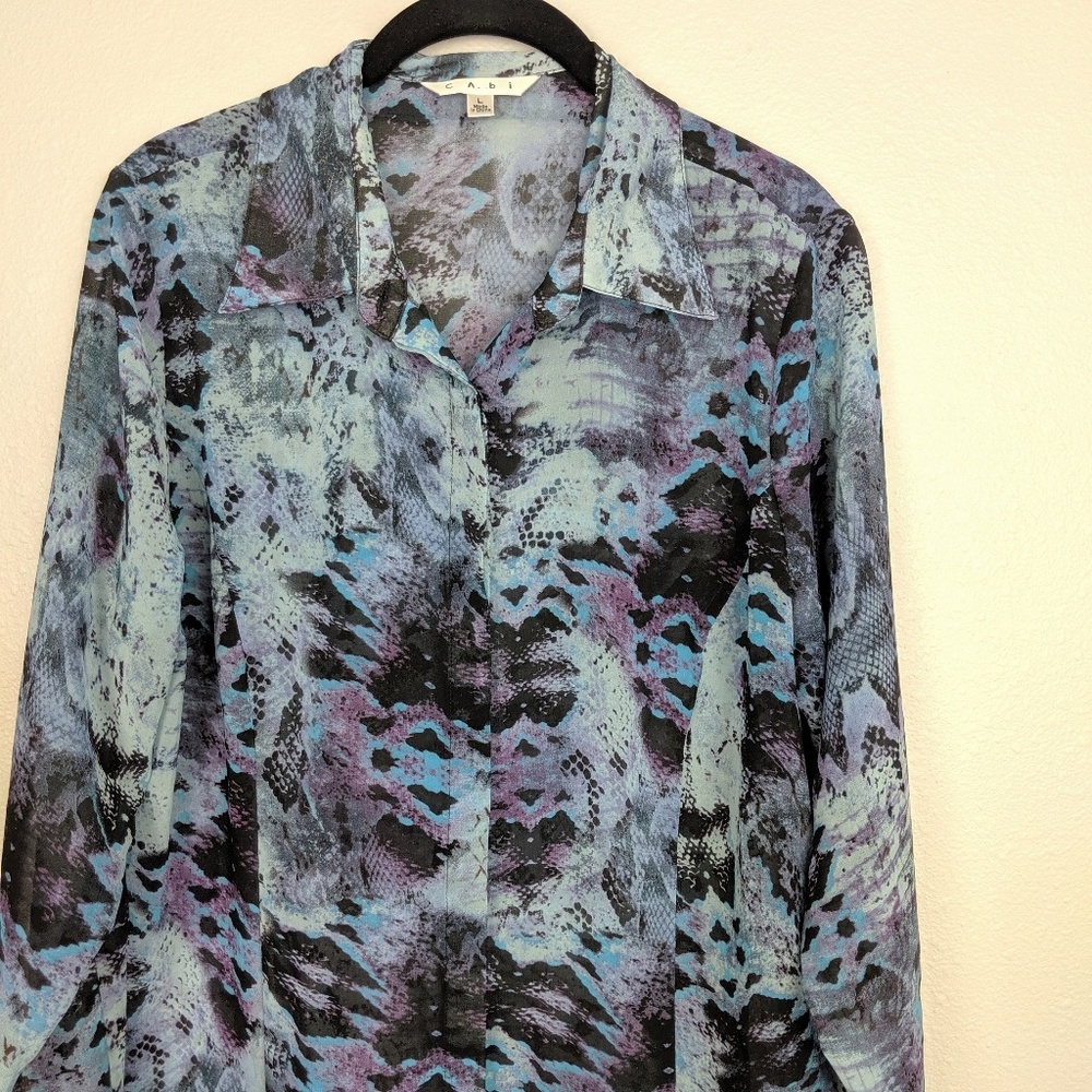 Cabi Gorgeous Python Print Blouse Size L - image 4